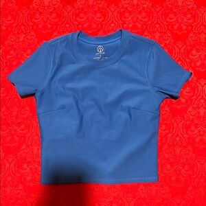 Move Theology Blue Short Sleeve Top Crop - L